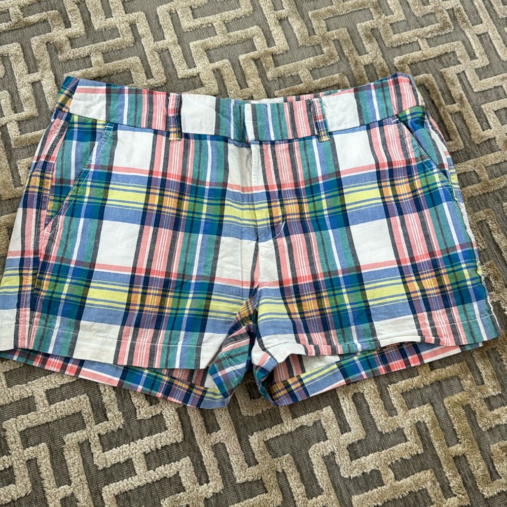 Gap plaid shorts size 6